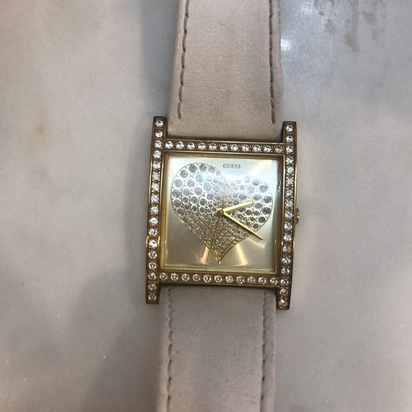 New! Guess white and gold square watch with diamonds - Picture 4 of 12